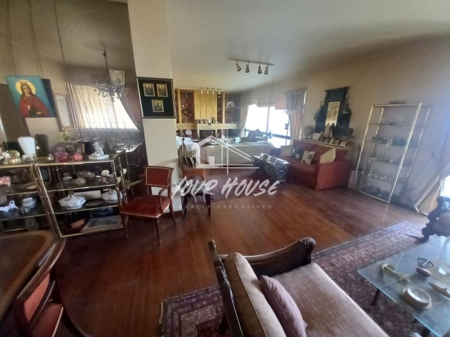 (For Sale) Residential Floor Apartment || Athens North/Psychiko - 150 Sq.m, 2 Bedrooms, 820.000€ 