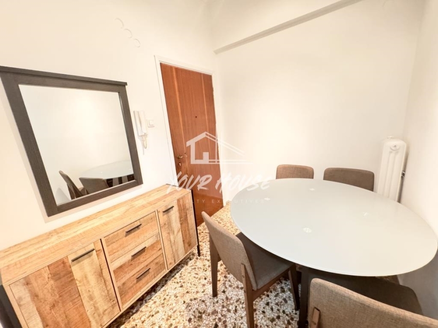 (For Sale) Residential Apartment || Athens Center/Athens - 40 Sq.m, 11 Bedrooms, 72.000€ 