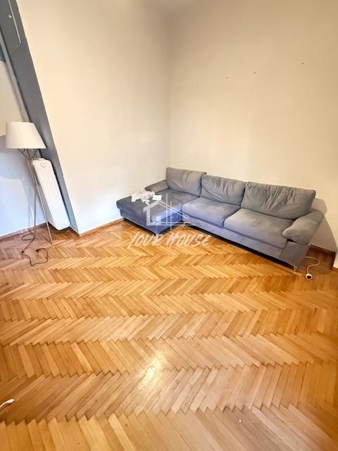 (Προς Ενοικίαση) Κατοικία Διαμέρισμα || Αθήνα Κέντρο/Βύρωνας - 50 τ.μ, 1 Υ/Δ, 450€ 