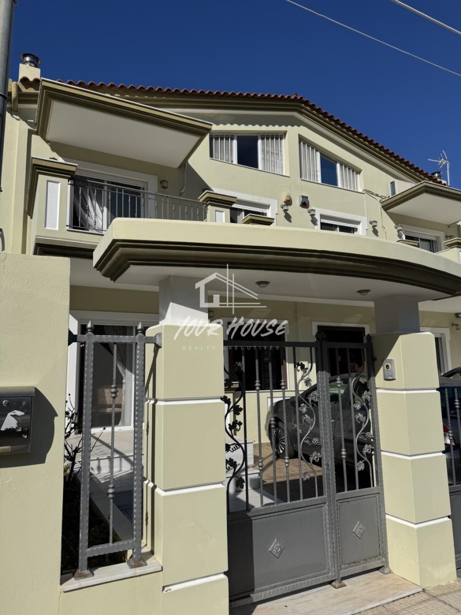 (Προς Ενοικίαση) Κατοικία Μεζονέτα || Αθήνα Νότια/Γλυφάδα - 190 τ.μ, 4 Υ/Δ, 1.850€ 