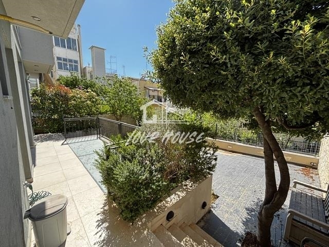 (Προς Ενοικίαση) Κατοικία Μεζονέτα || Αθήνα Κέντρο/Ηλιούπολη - 130 τ.μ, 2 Υ/Δ, 1.900€ 